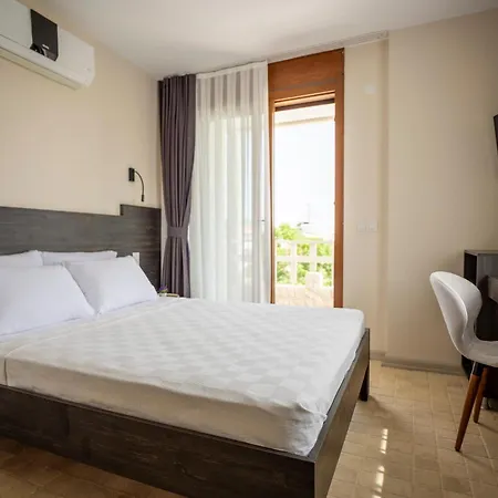 Cesmekes Hotel