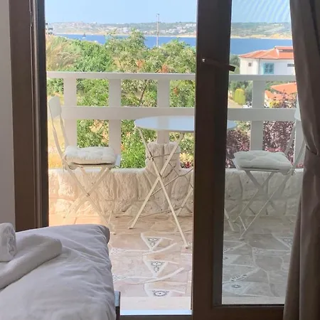 Hotel Cesmekes *